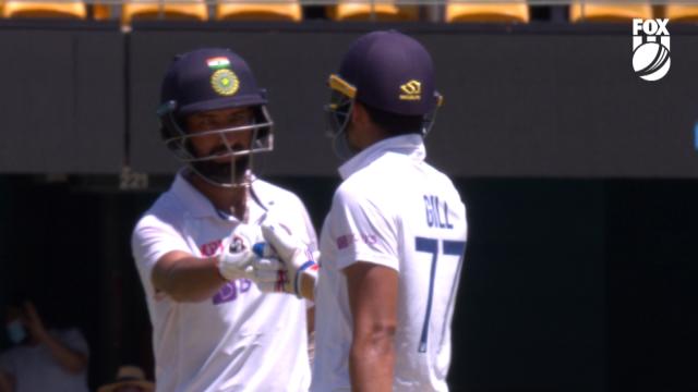 Indian duo take Starc to the cleaners
